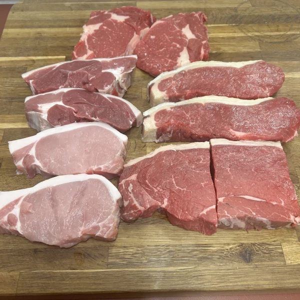 Win a Deluxe Steak Box promotional image